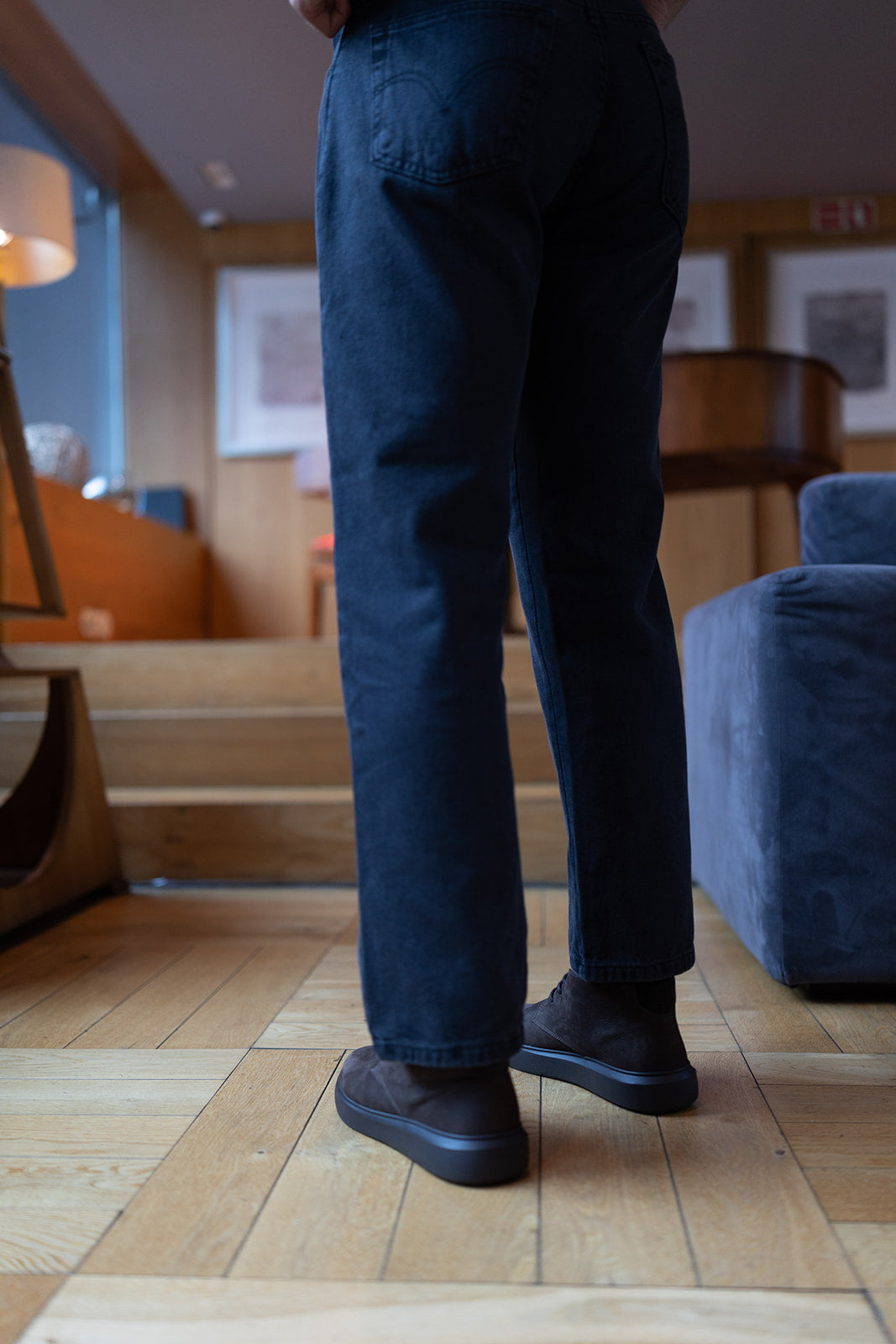 RELAXED FIT JEANS