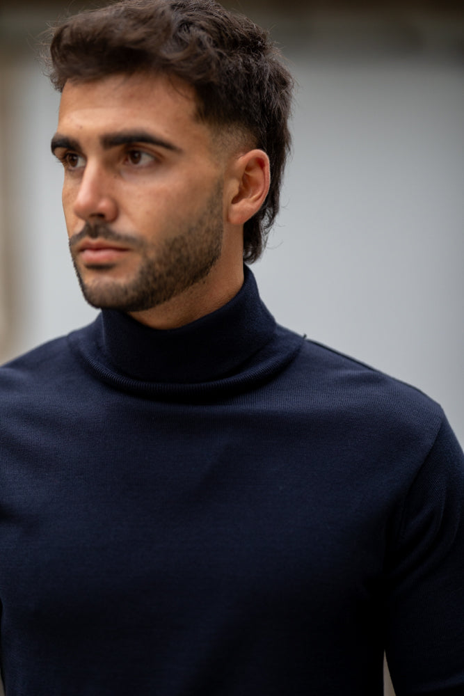 CAMISOLA BÁSICA DE GOLA ALTA