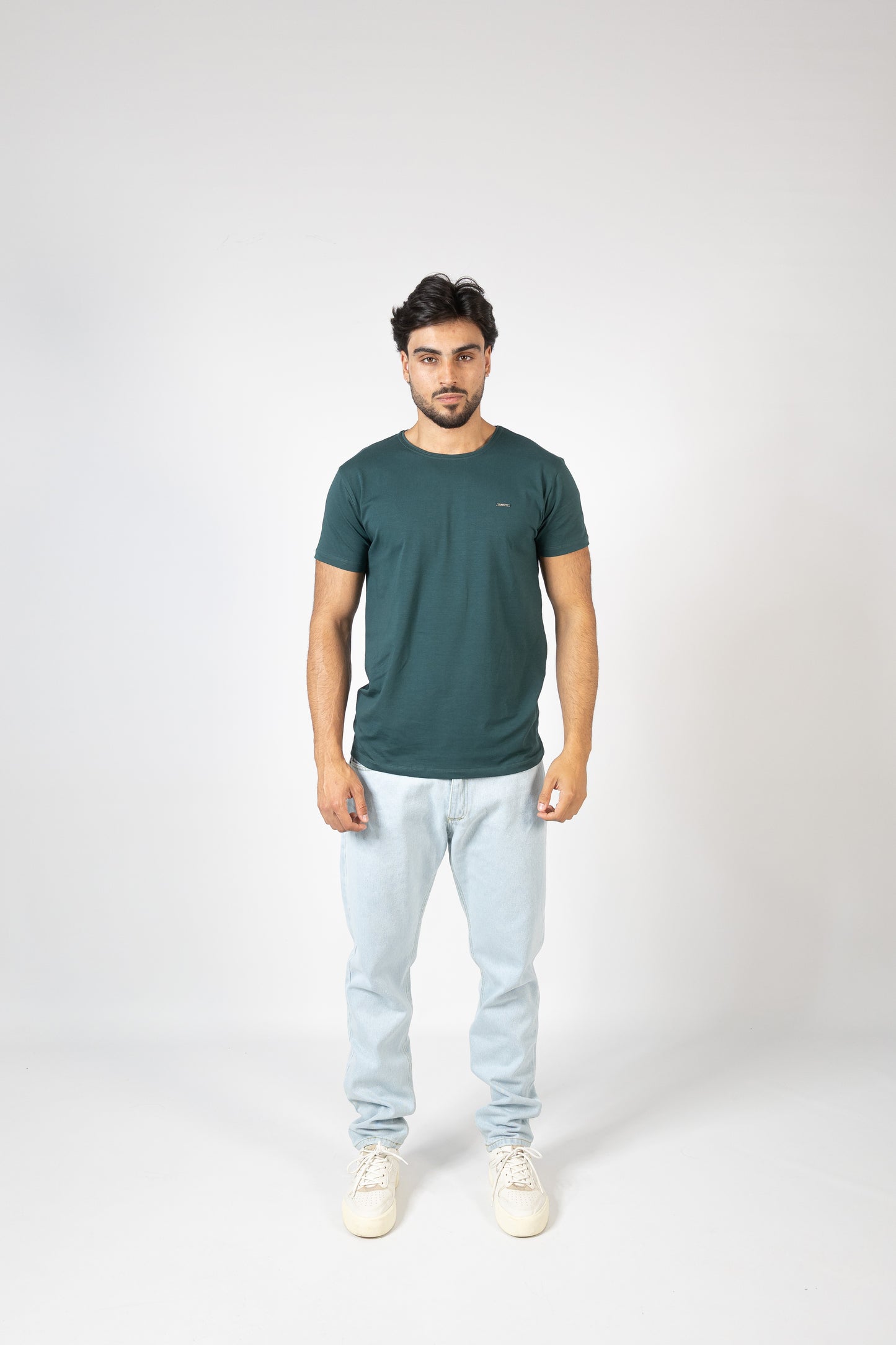 T-SHIRT BÁSICA VERDE