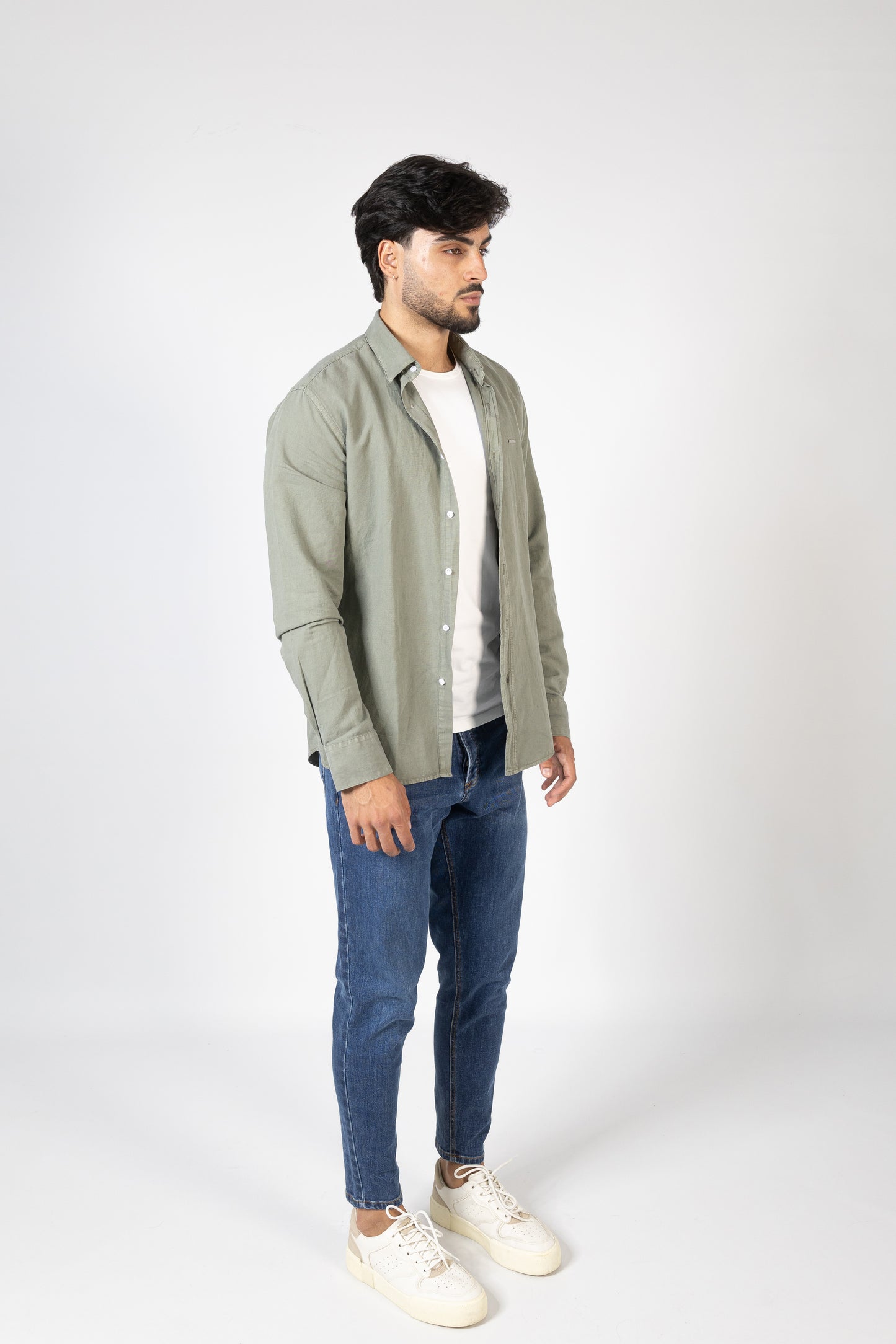 BASIC SLIM FIT SHIRT