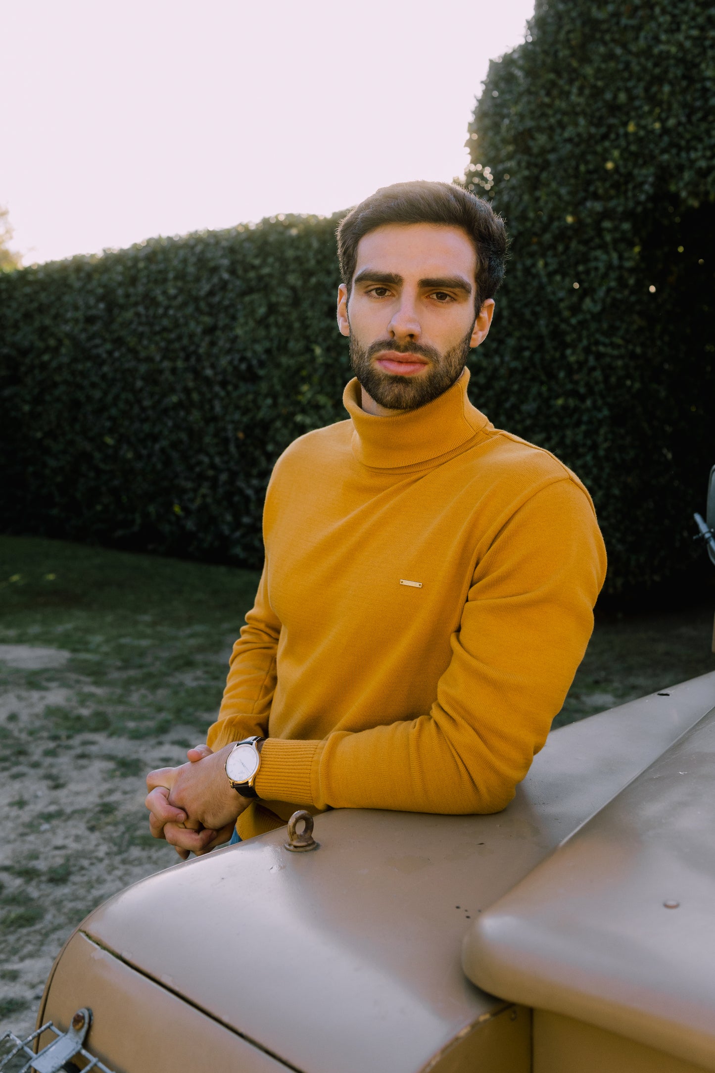 CAMISOLA BÁSICA DE GOLA ALTA