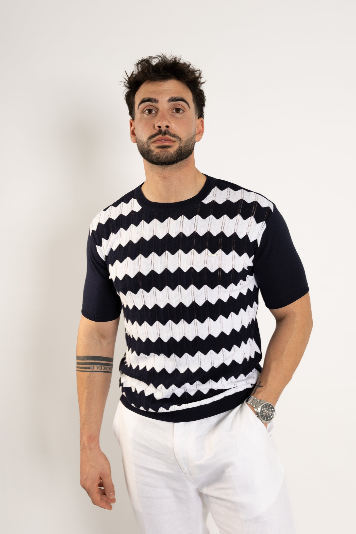 T-Shirt em Malha com Padrão Ondulado
