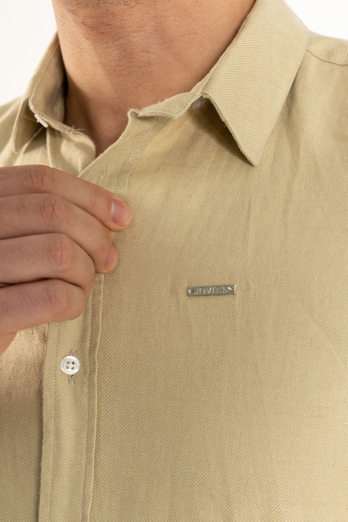 BASIC SLIM FIT SHIRT