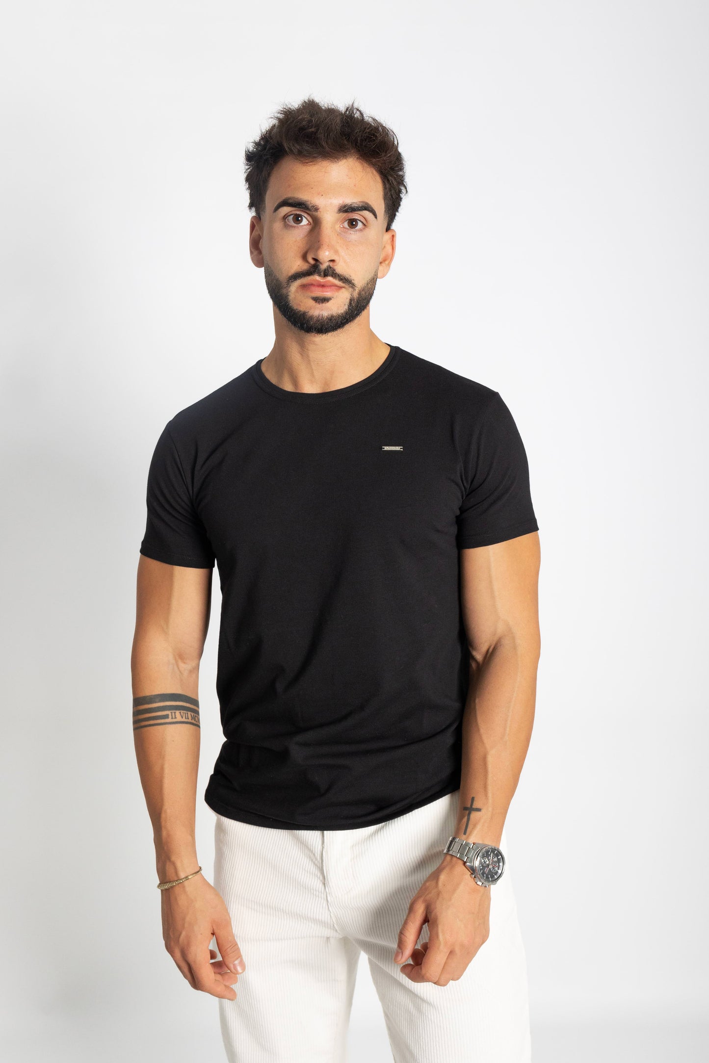 T-SHIRT BÁSICA