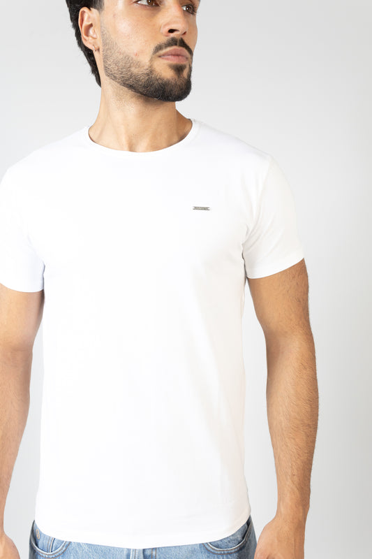 T-SHIRT BÁSICA