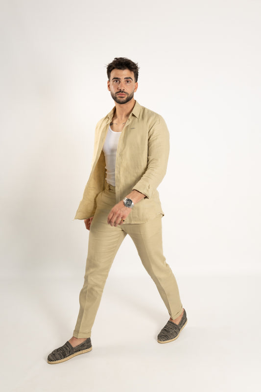 BASIC SLIM FIT SHIRT